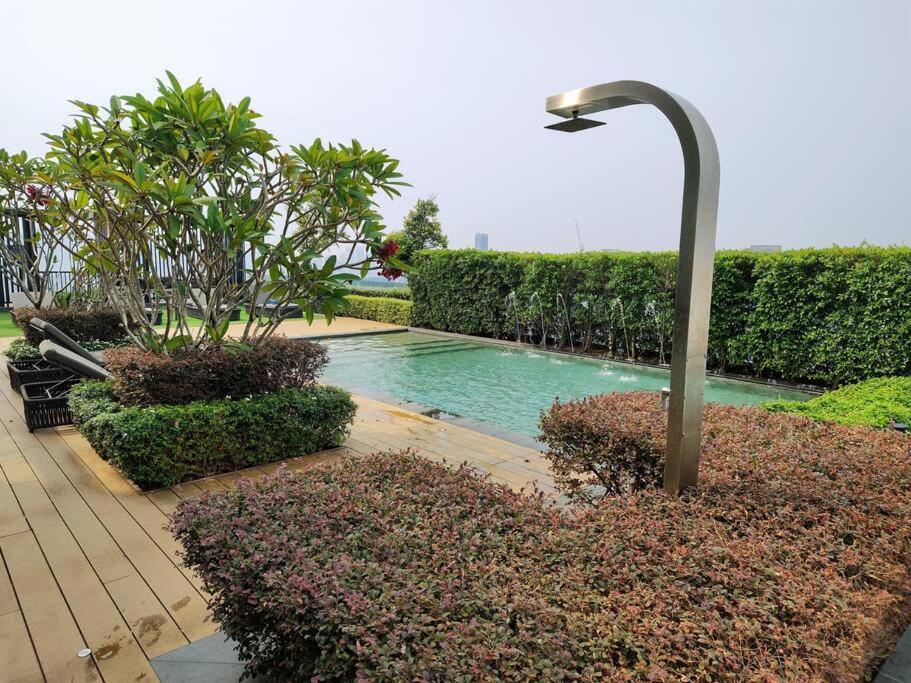 Infinity Pool 2br 7pax @beacon @georgetown George Town
