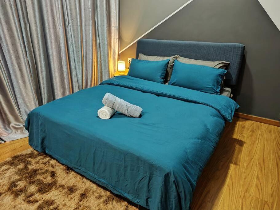 Infinity Pool 2br 7pax @beacon @georgetown Apartment *